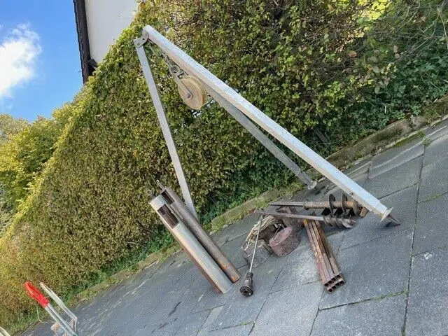 Brunnenbohrer Set Kiespumpe Dreibein Erdbohrer Plunscher