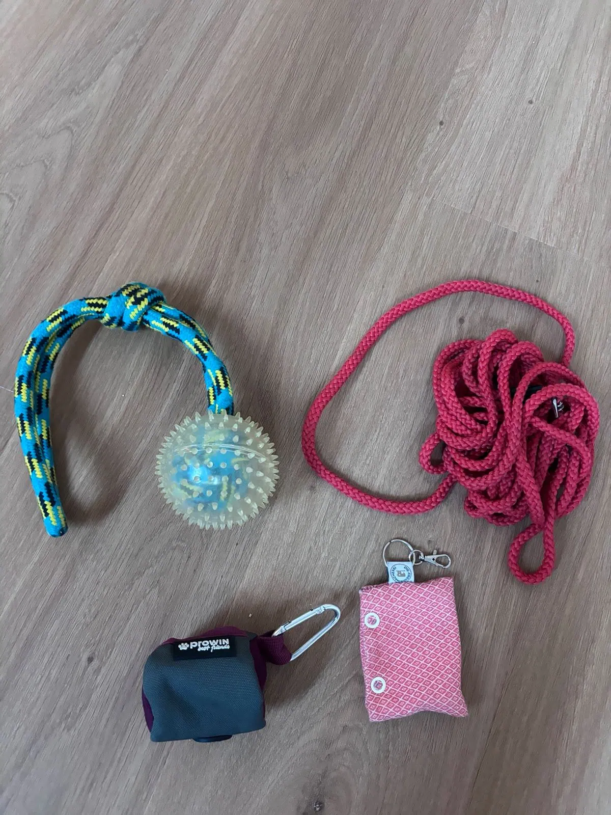 Hundezubehör günstig abzugeben