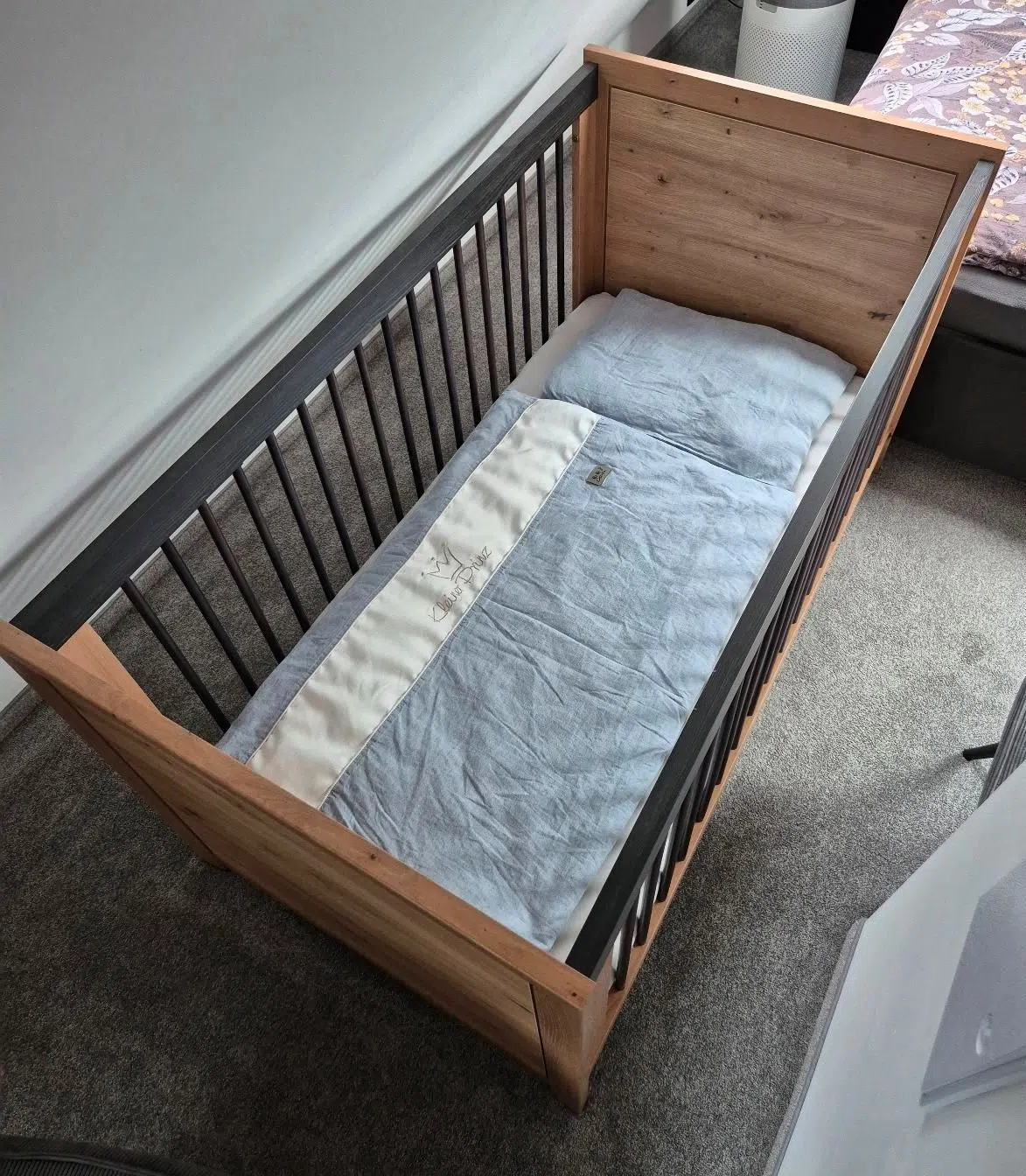 Kinderbett Bett incl. Matratze Babybett Neuwertig Kinderzimmer