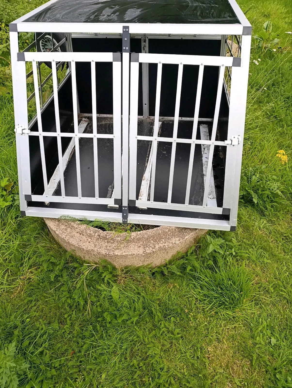 Hundebox Tiereboxen