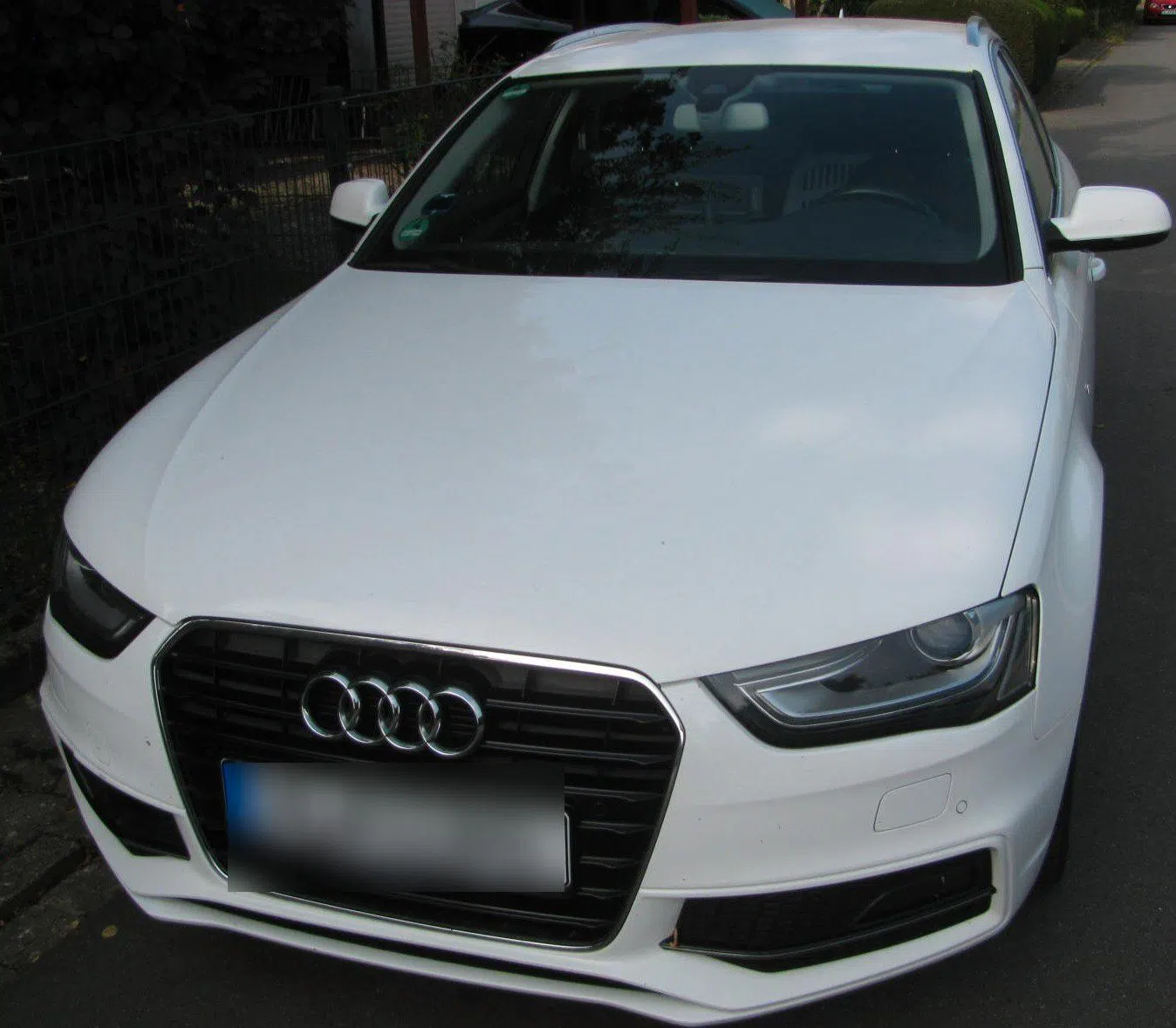 Audi A4 Avant 2.0 TDI S Line – 150 PS – Automatik – ACC – AHK –