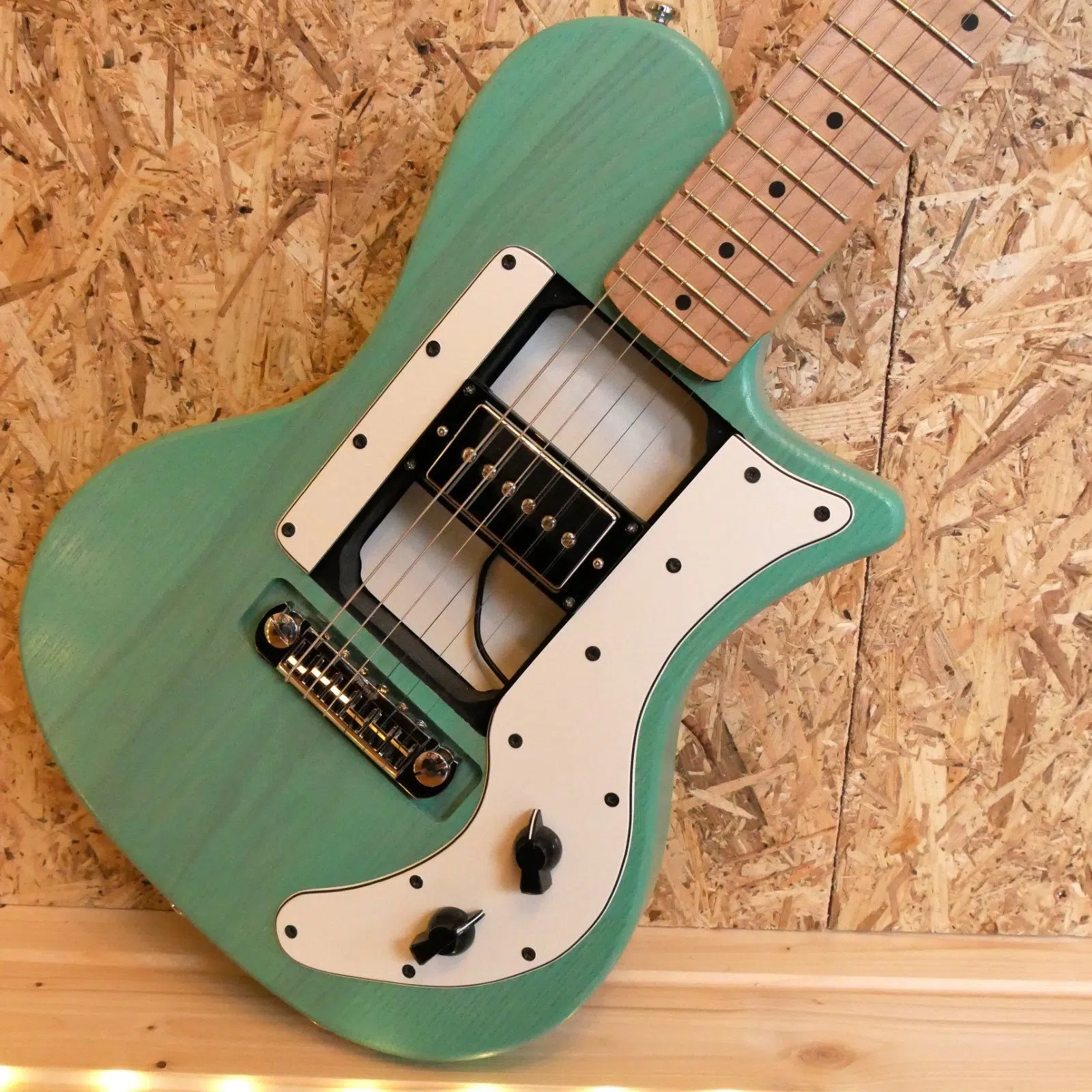 E-Gitarre - Gebaut in Handarbeit aus NRW