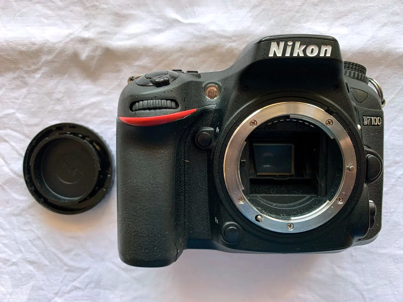 Digit. Spiegelreflex-Kamera Nikon D7100, OVP, sehr guter Zustand