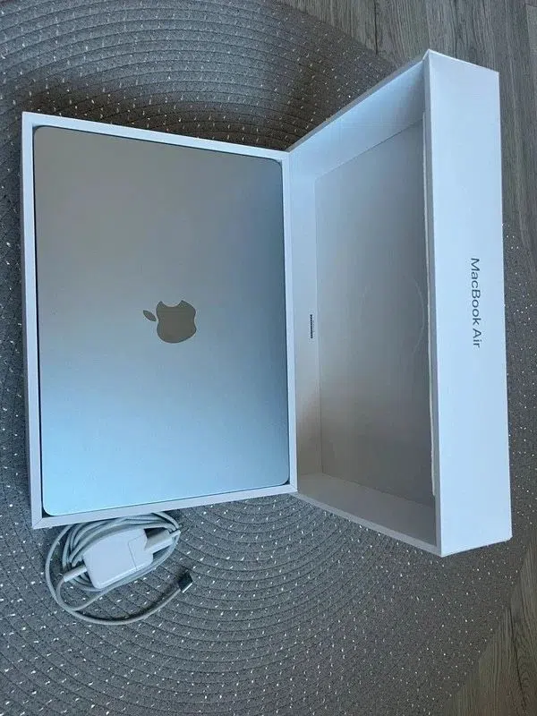 13 MacBook Air mit Apple Chip