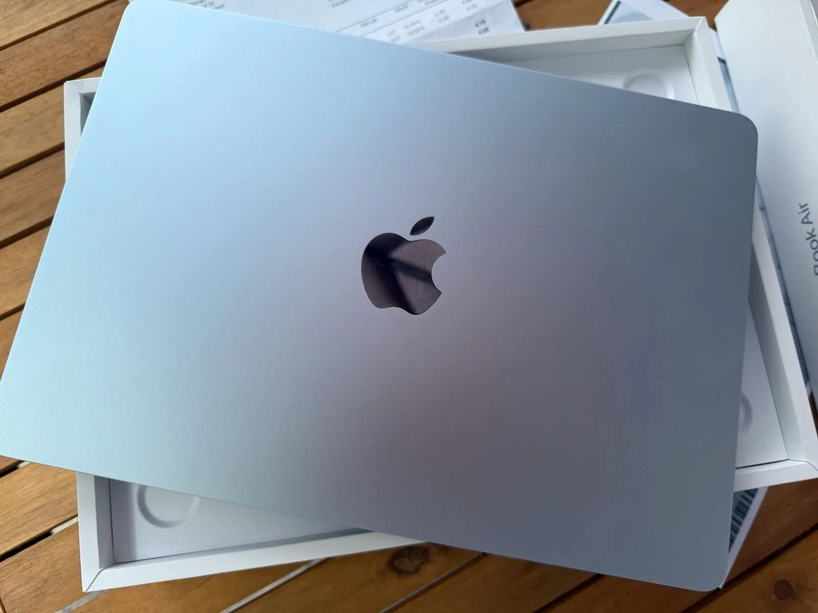 MacBook Air M4 16GB 256GB Himmelblau