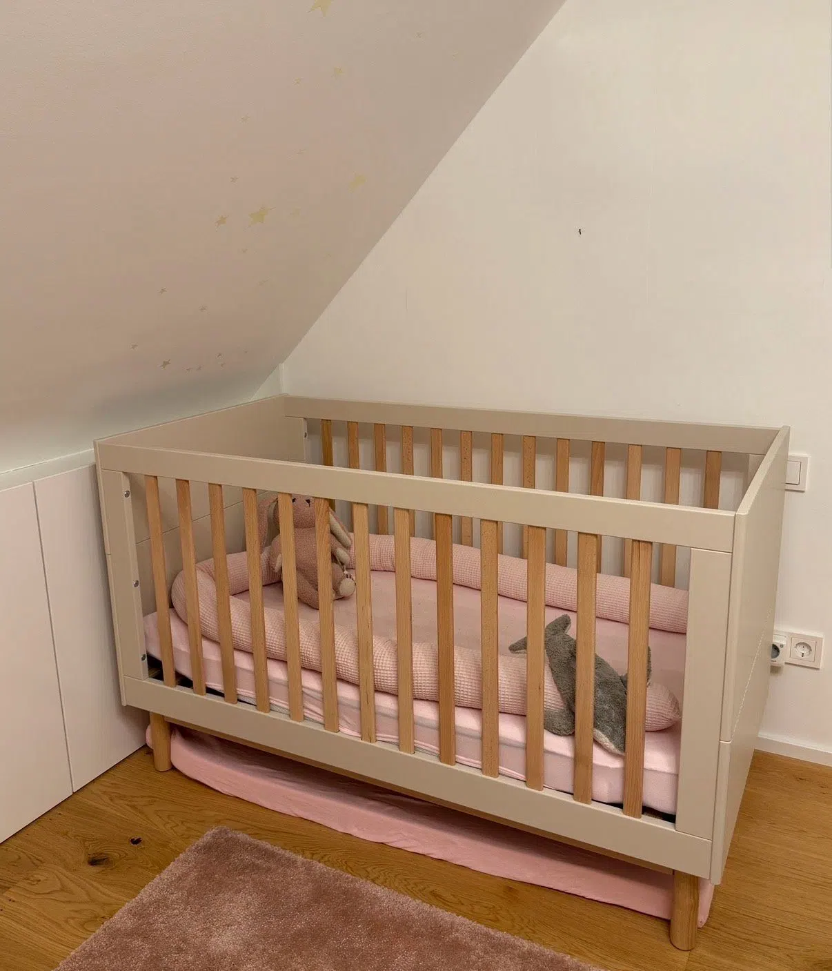 Wunderschönes Kinderbett