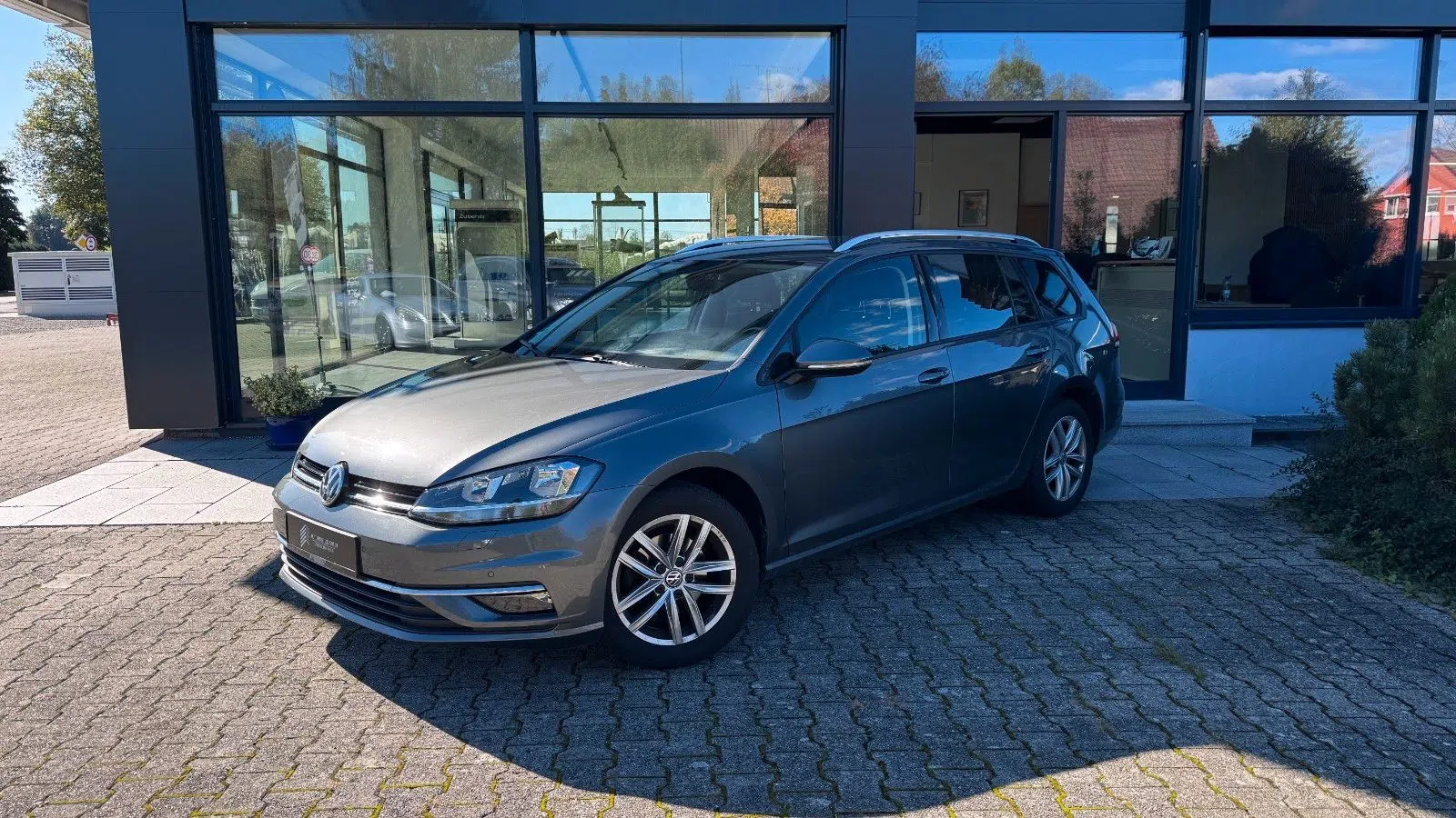 Volkswagen Golf VII Variant/Sitzh./PDC/8-Fach/Klima/ACC