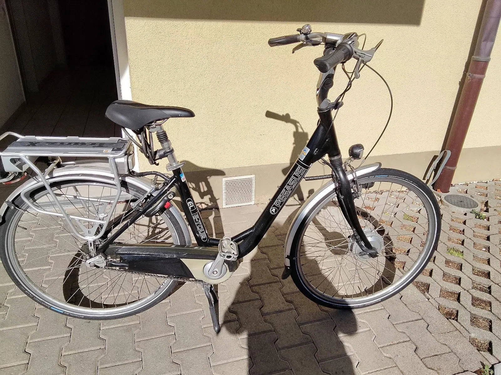 E-Bike Pegasus Tiefeisstieger mit neuem Akku  und Ladegerät