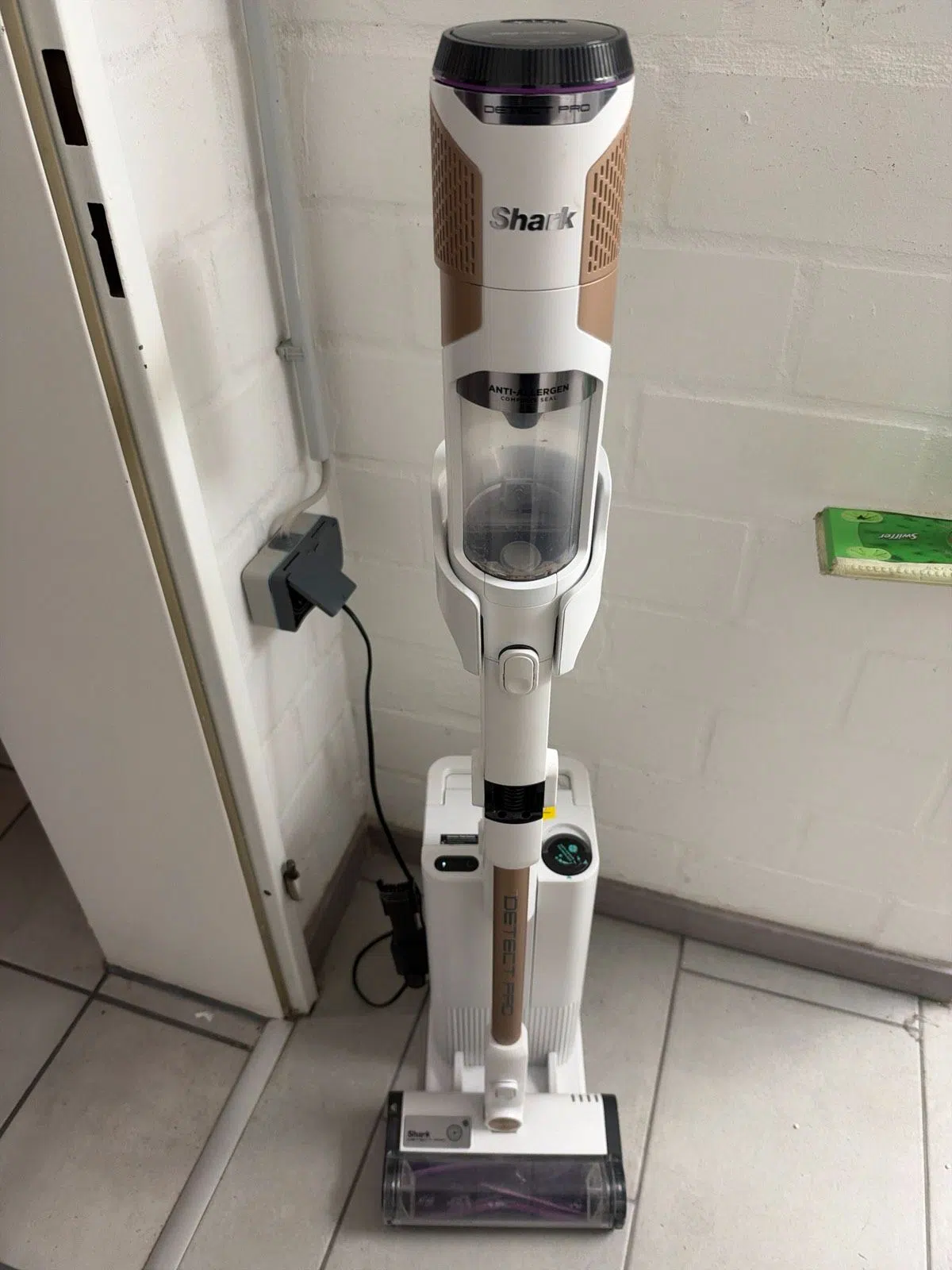 Shark Detect Pro Staubsauger Stielstaubsauger