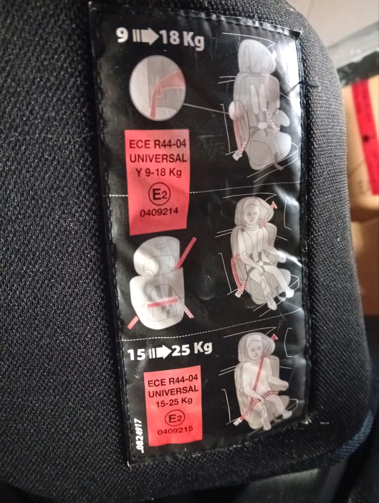 Kindersitz 9-18 kg / 15-25 kg mitwachsend