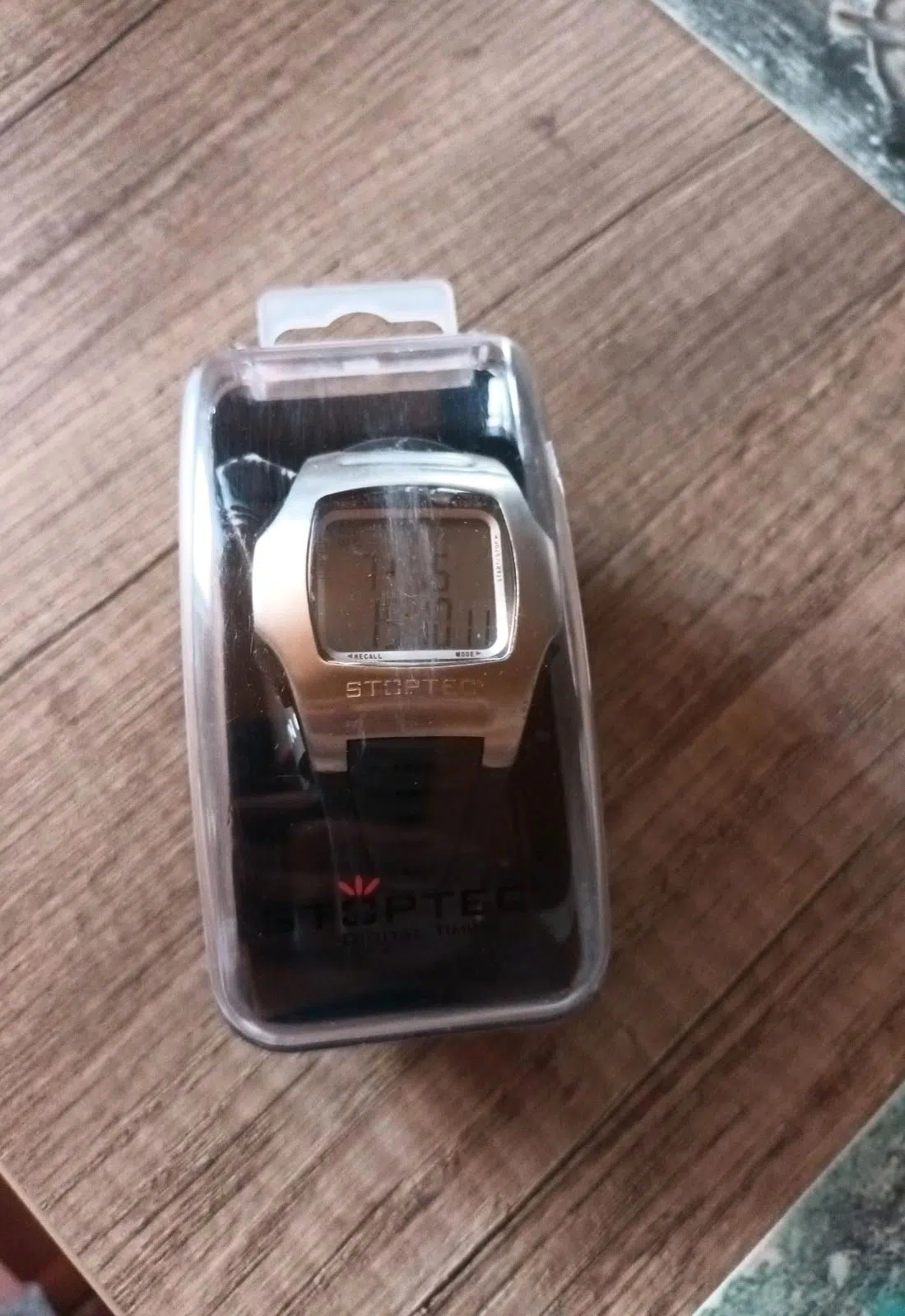 Stoptec Digitaluhr Armbanduhr in Originalverpackung
