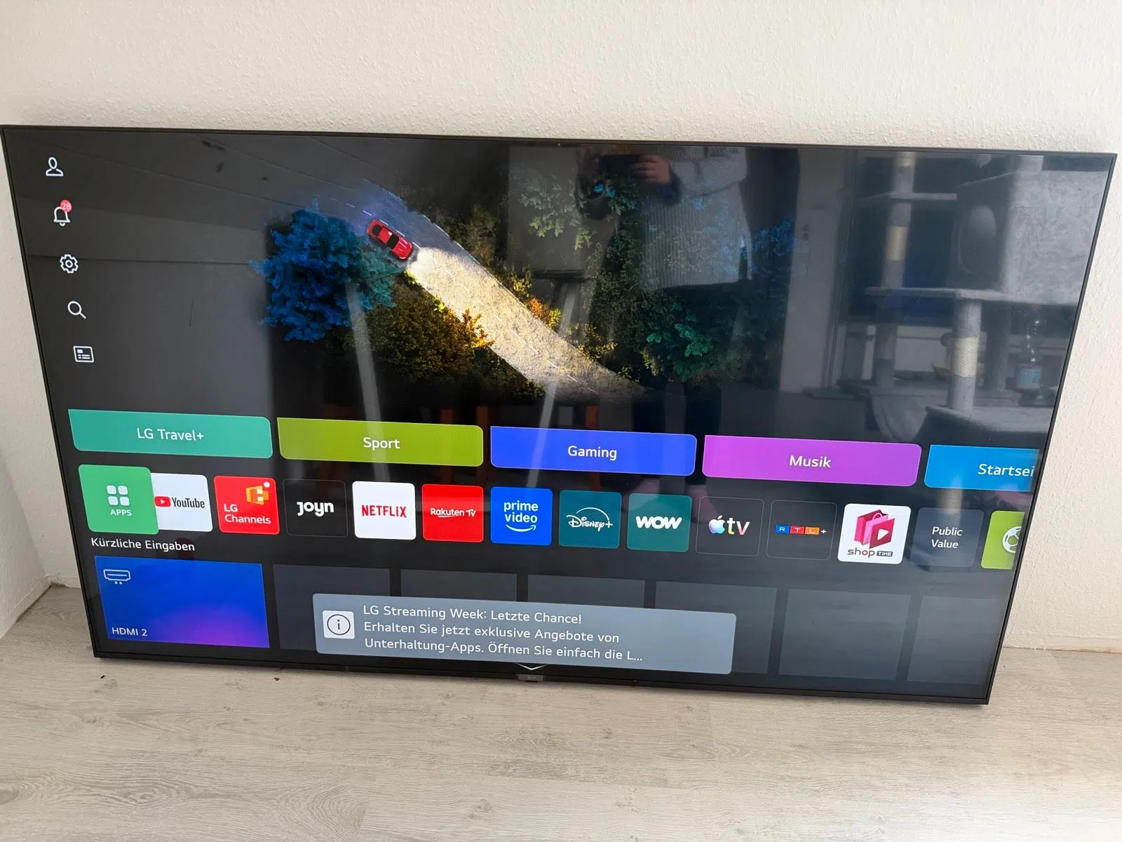 LG SmartTV 75 Zoll mit Wandhalterung