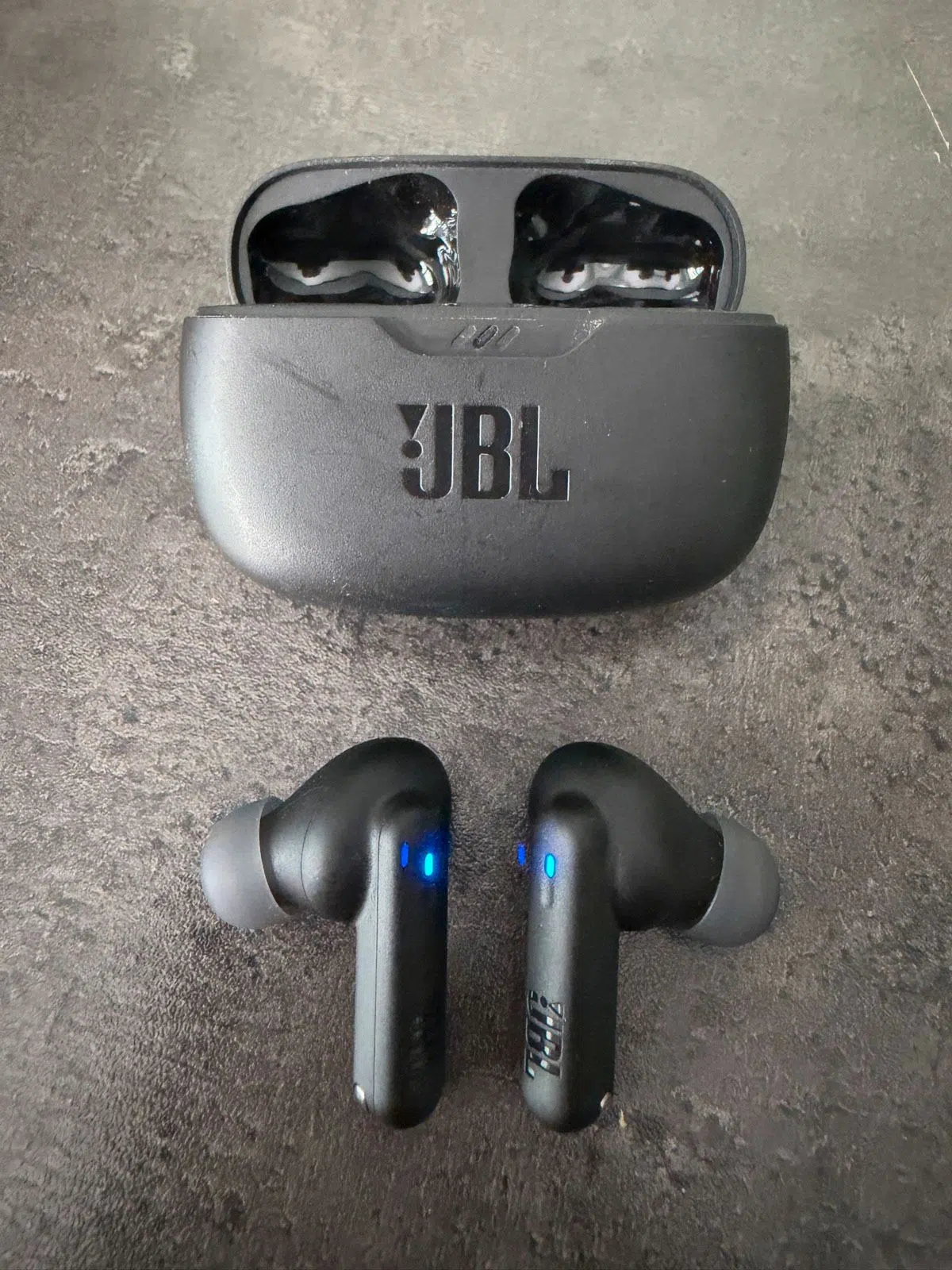 JBL In-Ear Kopfhörer mit Ladecase