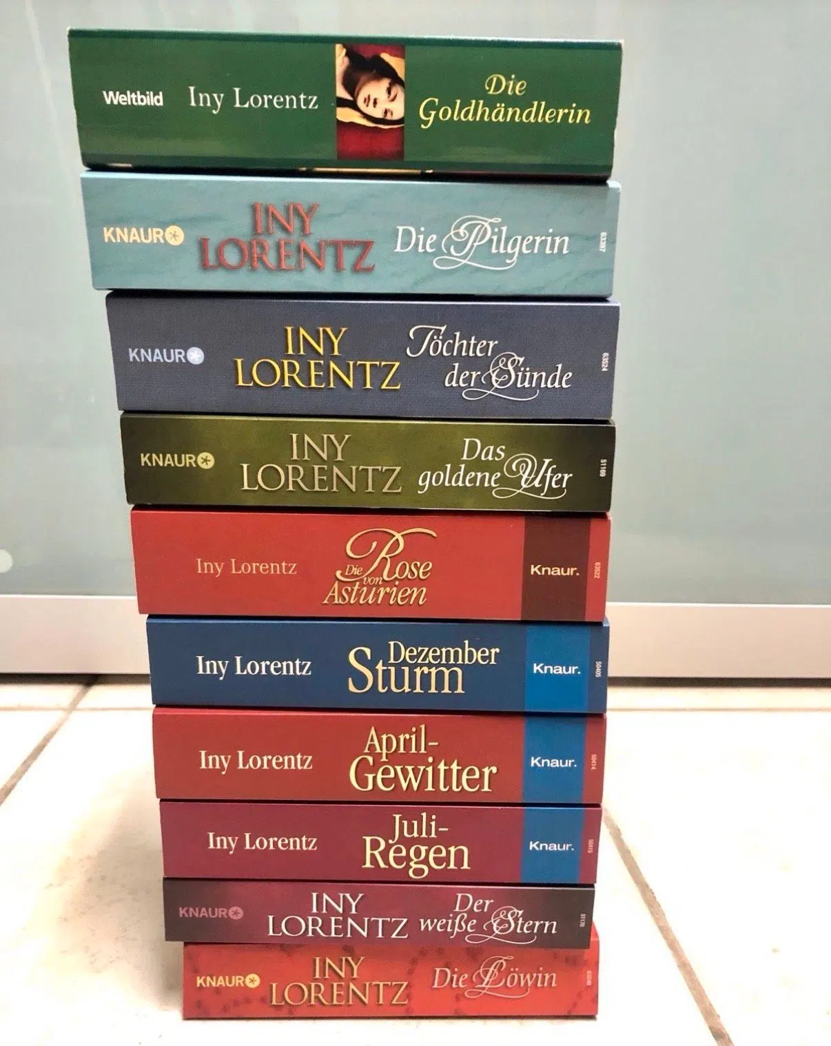 10 X Iny Lorentz Bücher