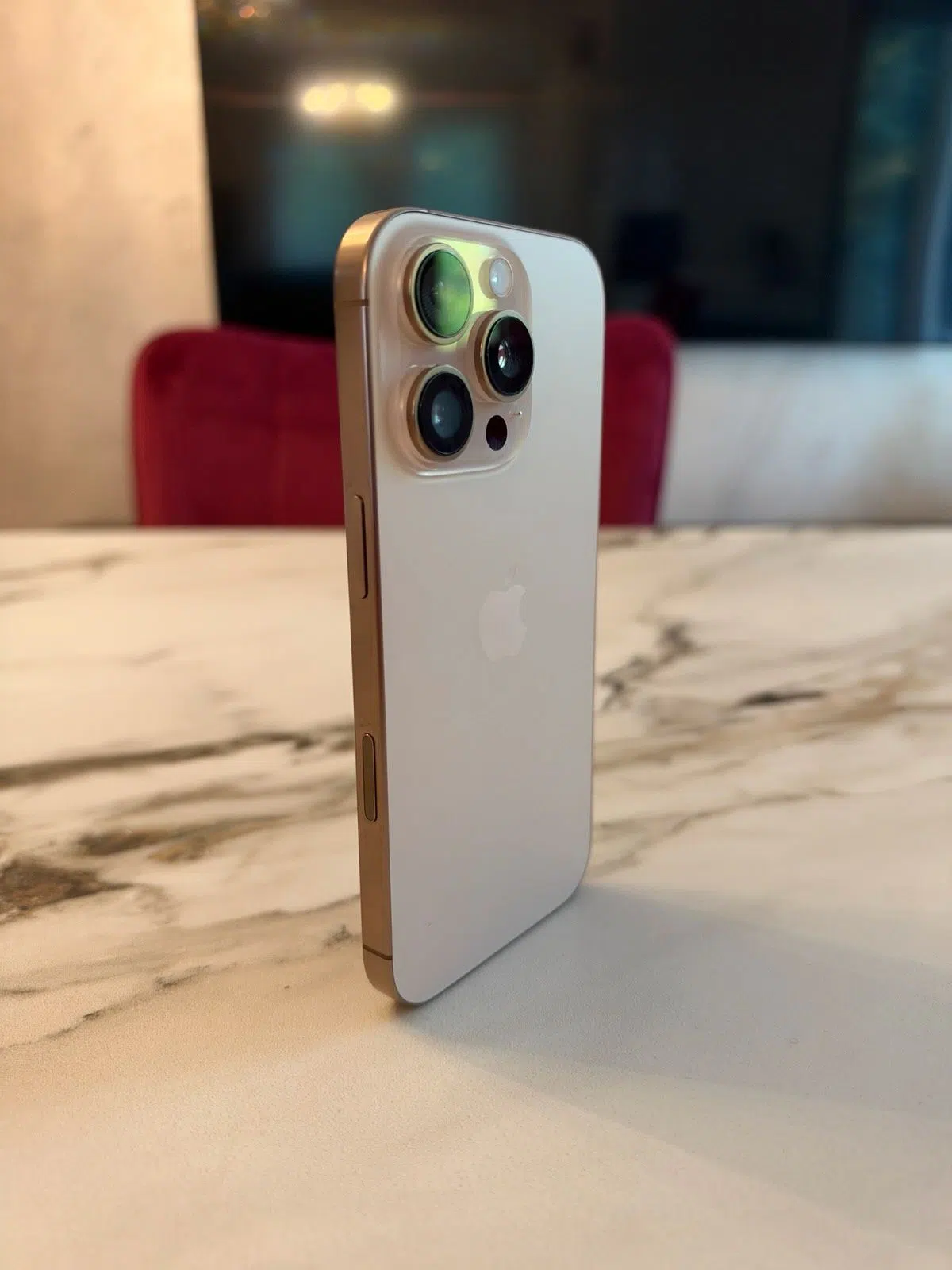 iPhone 16 Pro TOP 256 GB TOP Desert Titanium TOP
