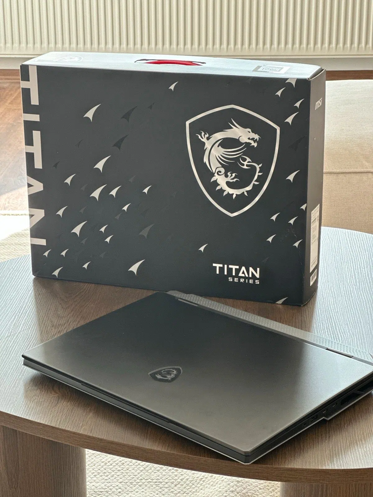 MSI Titan 18 HX AI A2XWIG Gaming Laptop RTX 5080 6 TB 64 GB RAM
