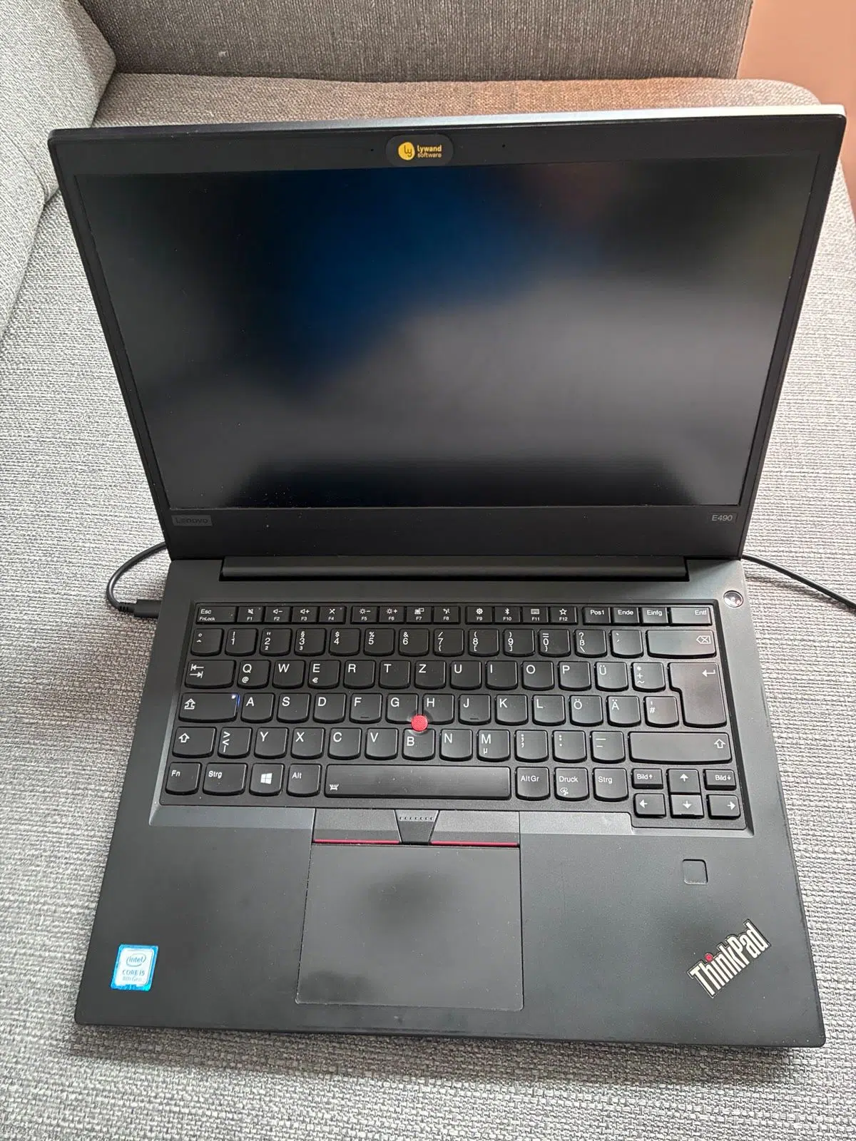 Lenovo ThinkPad E490 ohne Festplatte Ladegerät und Biosbatterie