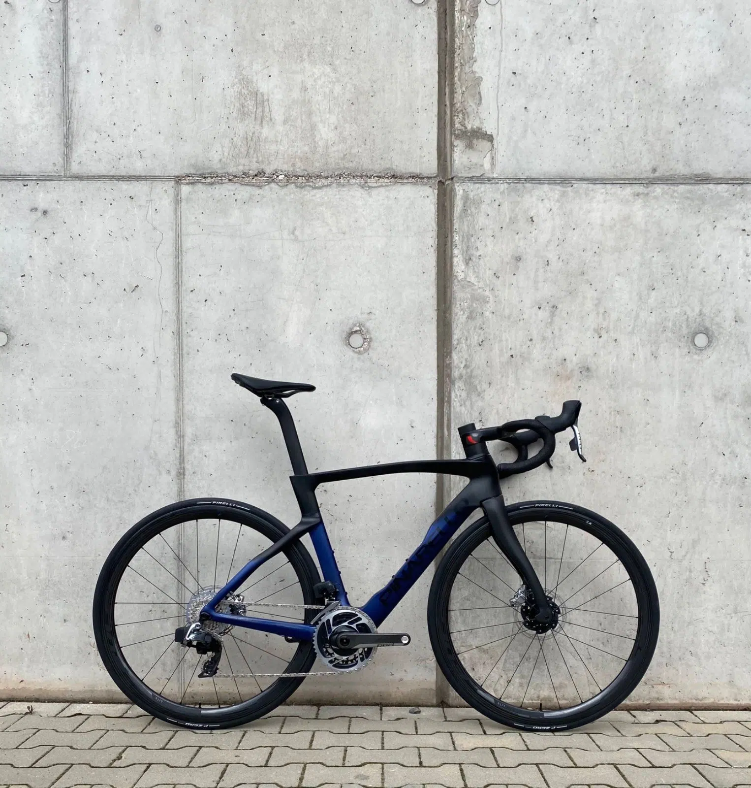 Pinarello Dogma F RED AXS Midnight Blue 53cm UVP 15700€ neu
