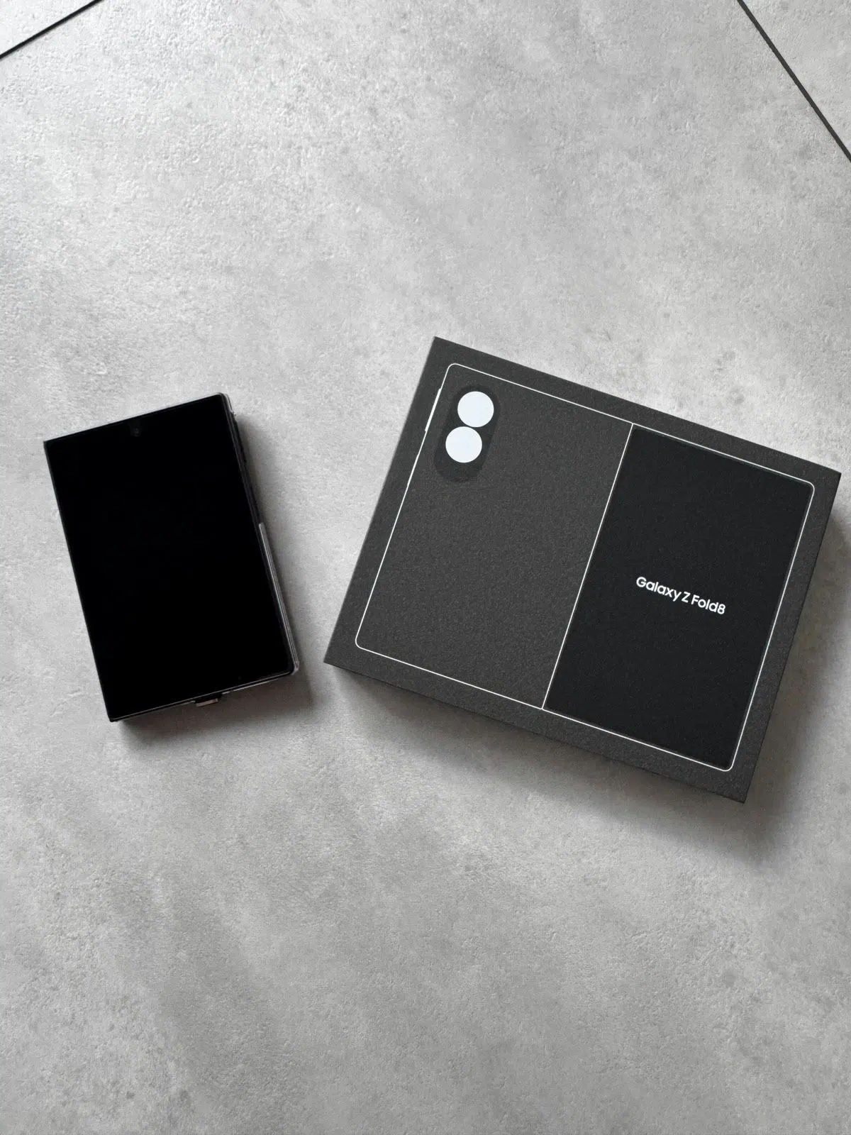 Galaxy Z Fold 8
