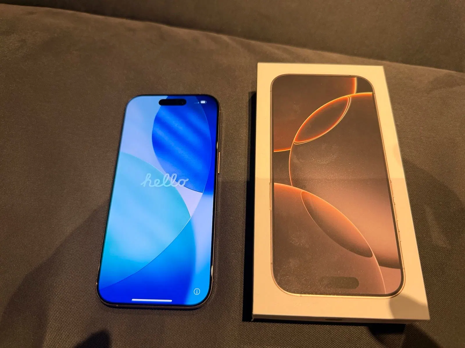 Iphone 16 Pro 128gb Wüstensand top Zustand Desert Titanium