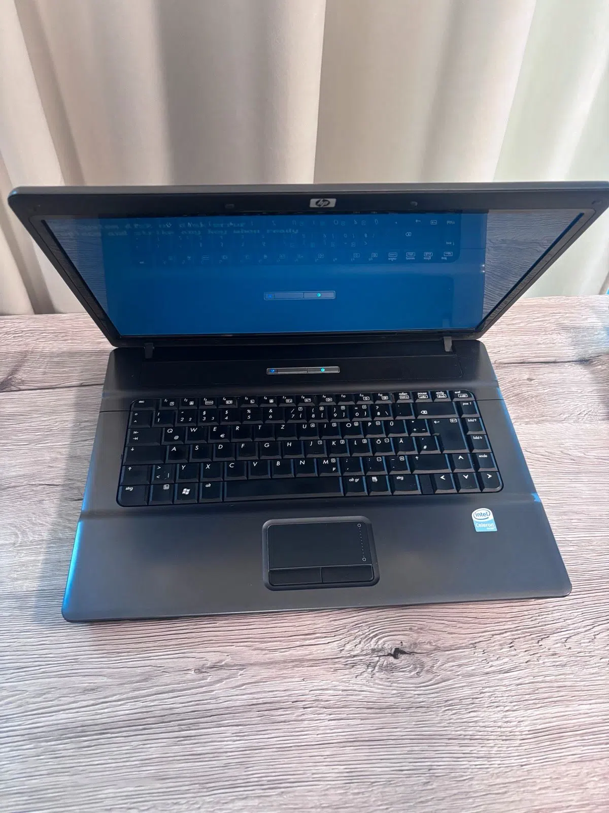 Notebook HP550 |3GB RAM,Celeron ohne Betriebssystem