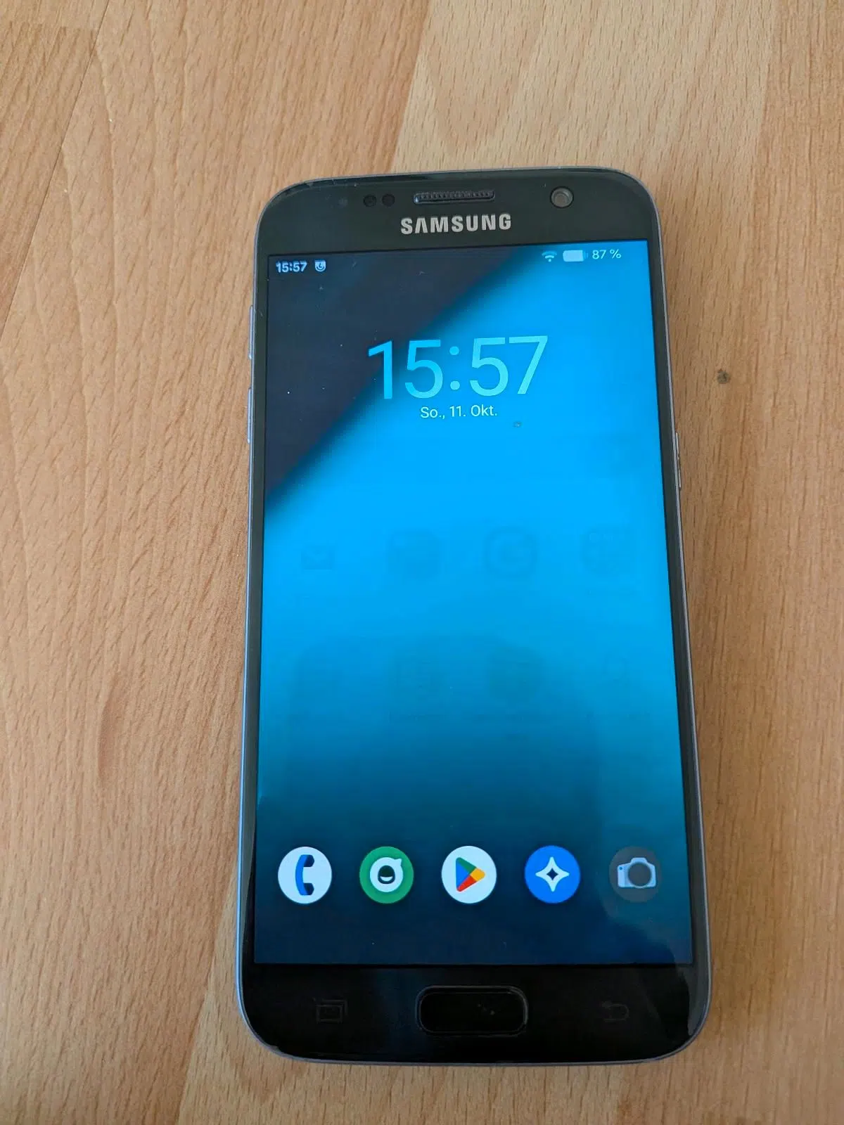 Samsung Galaxy S7 Schwarz mit Android 16 LineageOS