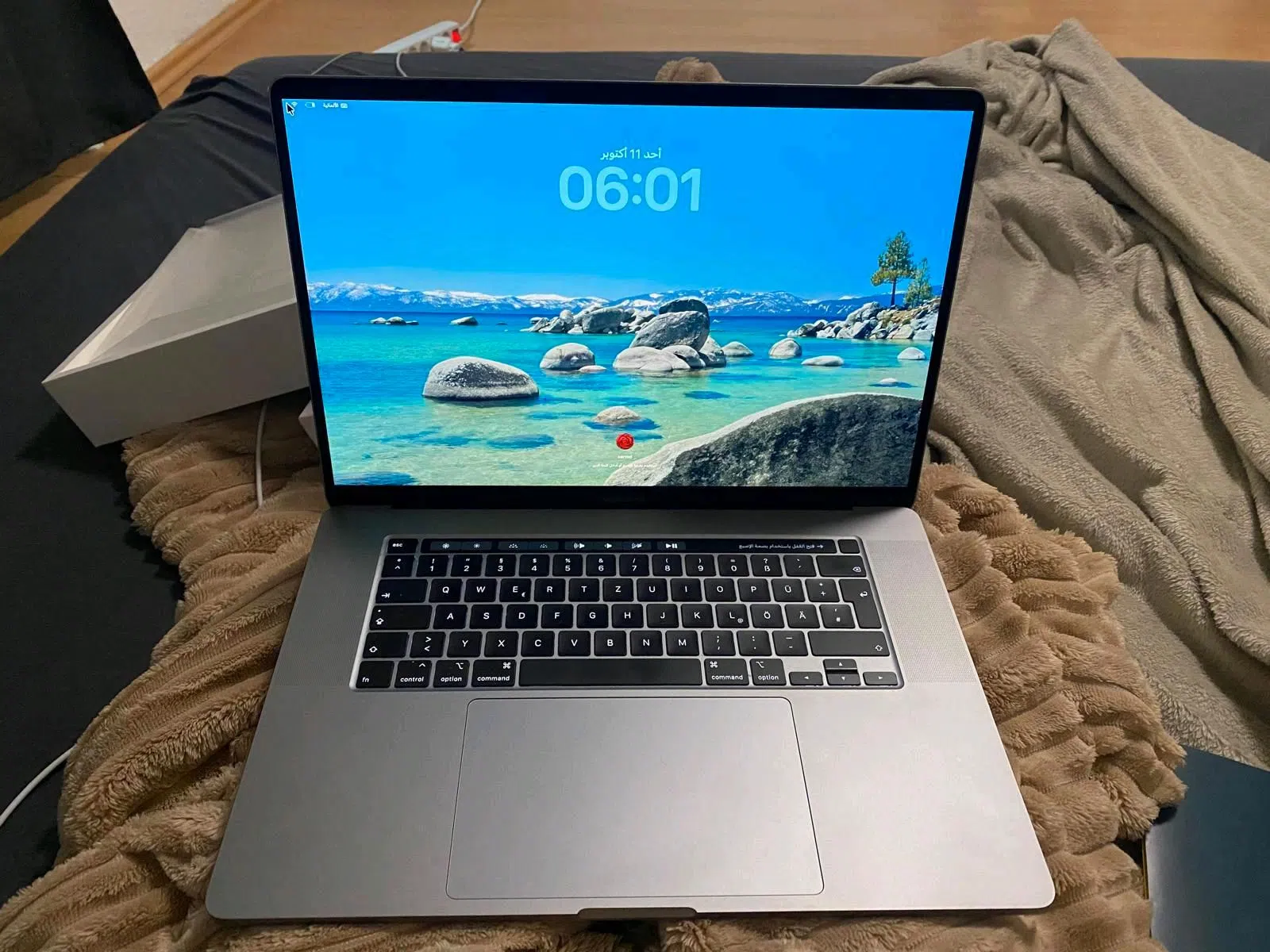 Apple MacBook Pro 16 Zoll | Intel Core i9 | 16 GB RAM | 1 TB SSD