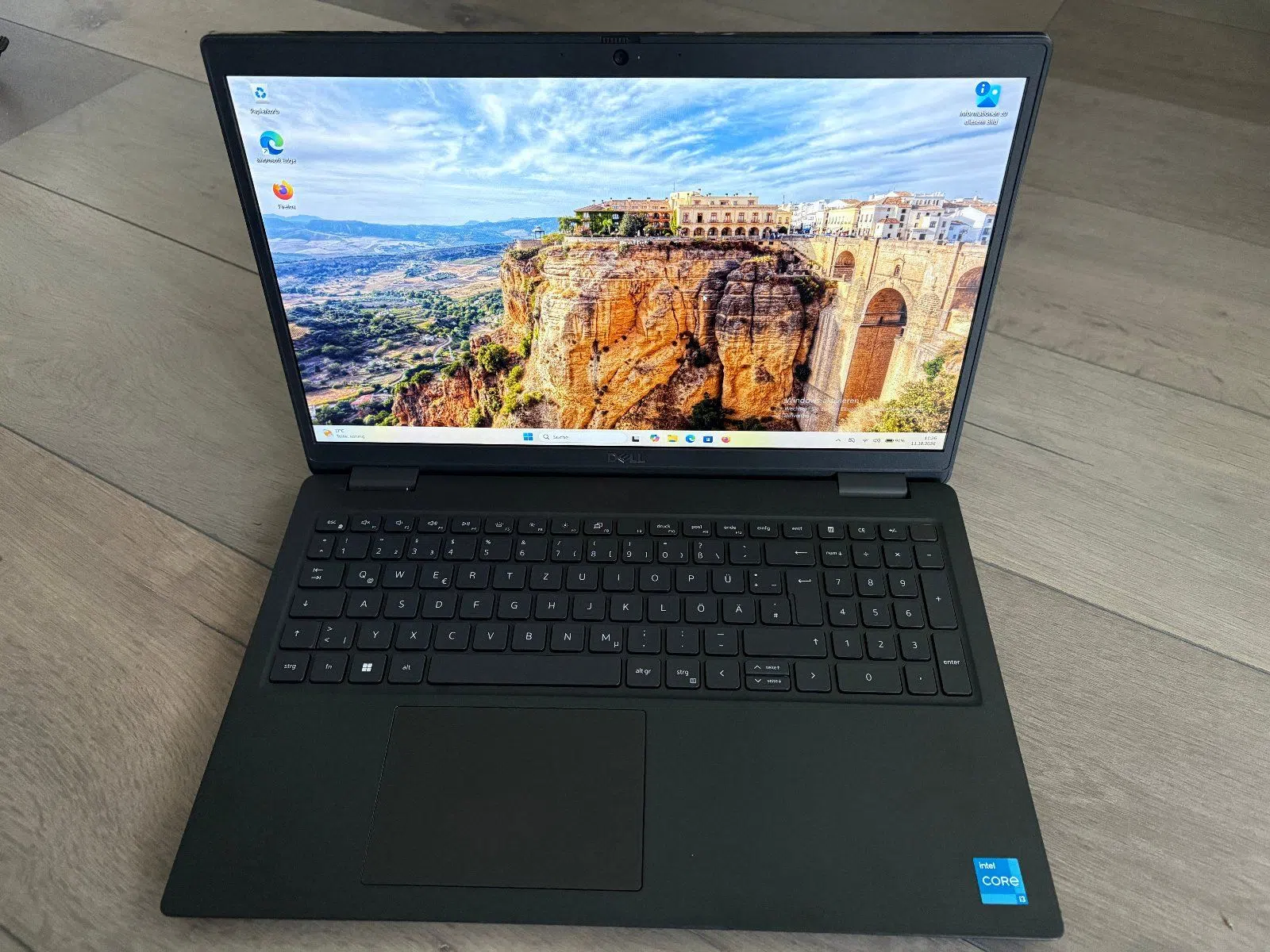 Dell Latitude 3520,i3 11G 15,6" Full HD,128 GB NVME, 12 GB Ram