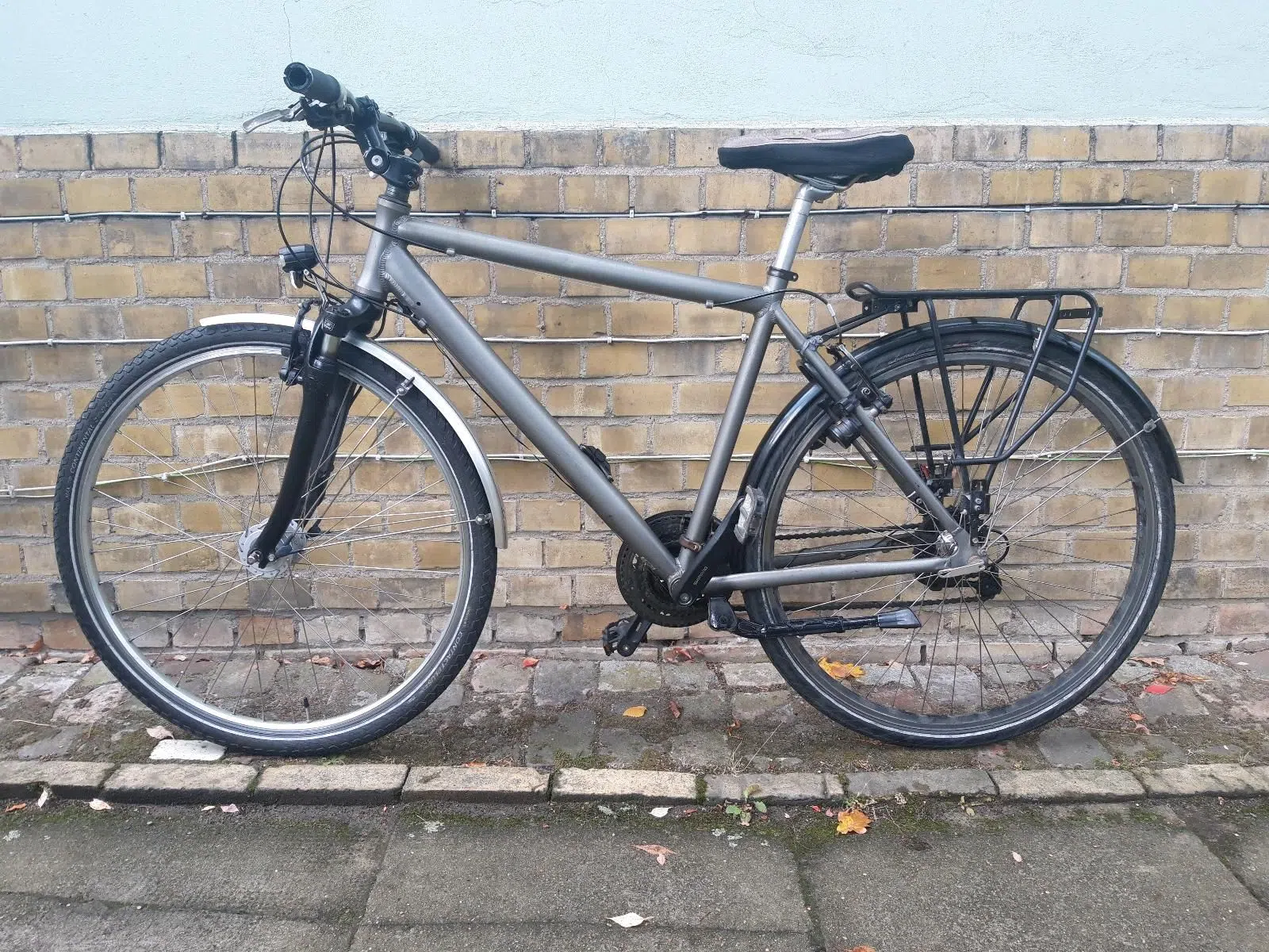 28 Zoll, schönes Aluminium Citybike, RH: 52 CM