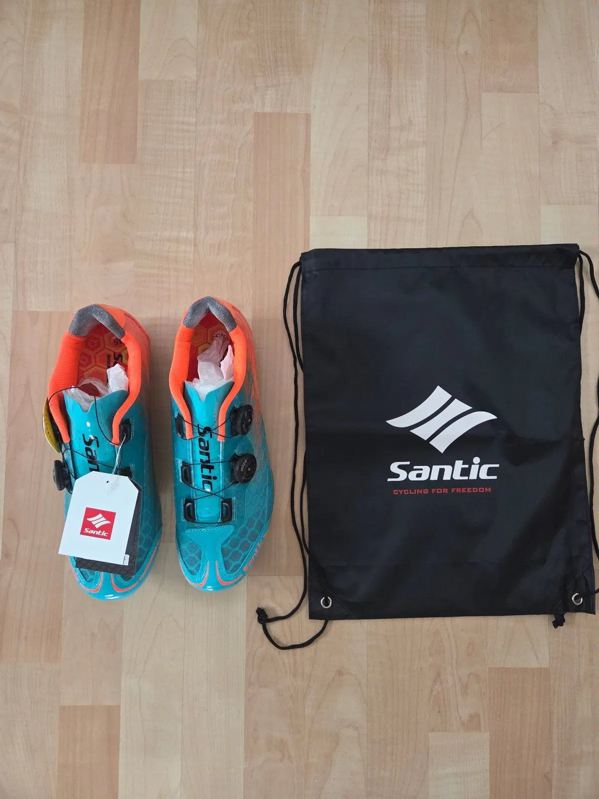 Rennradschuhe Carbon SANTIC Ultro Alpha 1.0 (ungetragen)