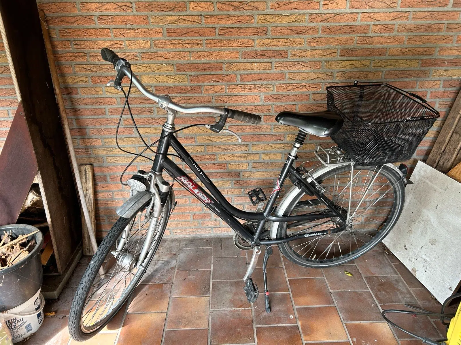 Raleigh Damen Citybike schwarz mit Korb