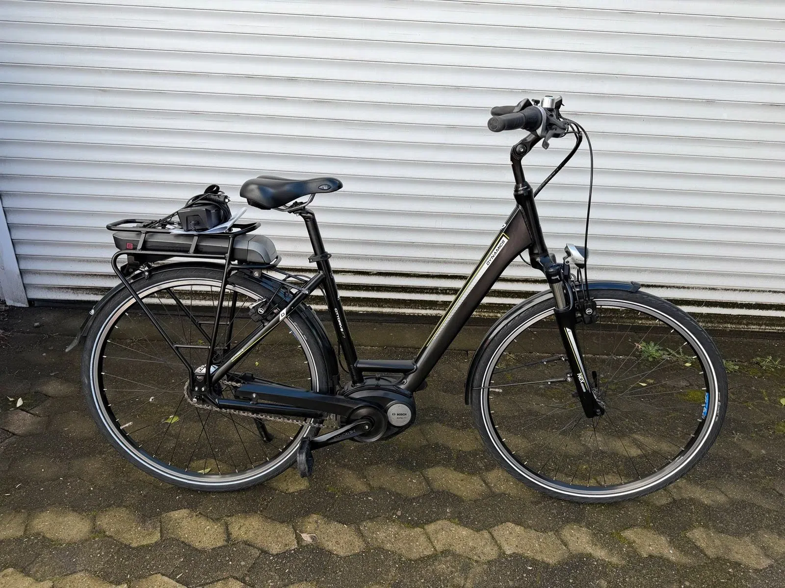 E-Bike 28 zoll von Dynamics Bosch mittel motor
