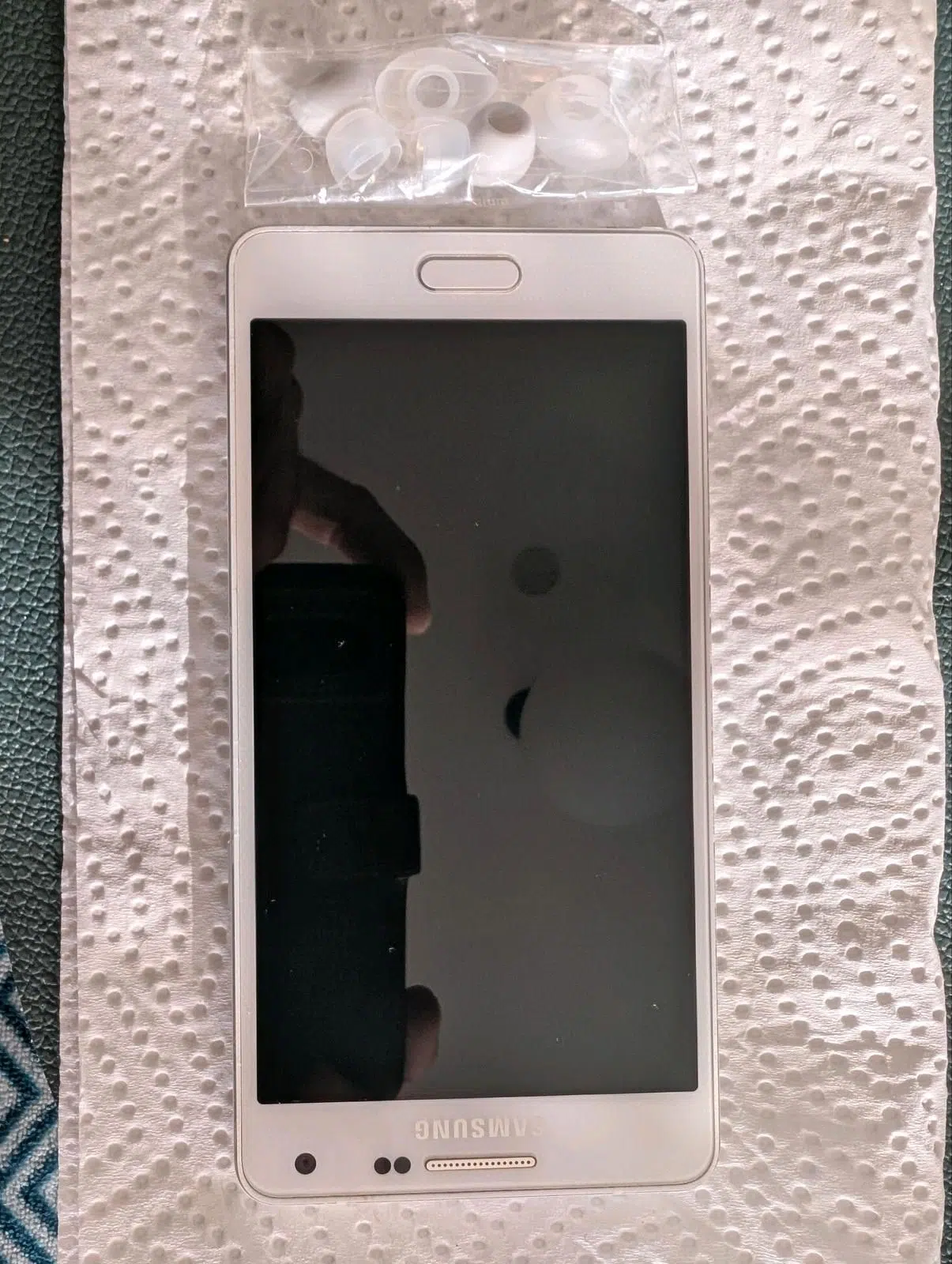 Samsung Galaxy A5 Smartphone weiß mit Zubehör