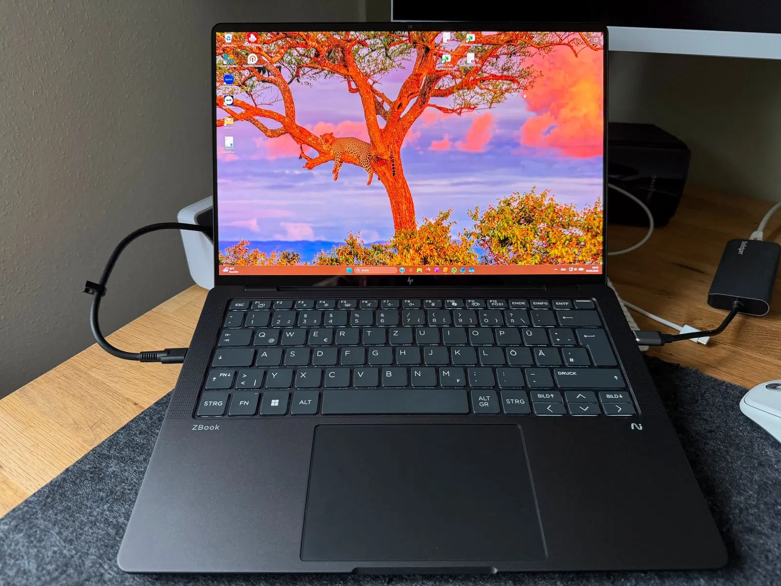 HP ZBook Ul. G1a 14" | AMD R MAX+ Pro 395 | 128G | 4 T | Garantie
