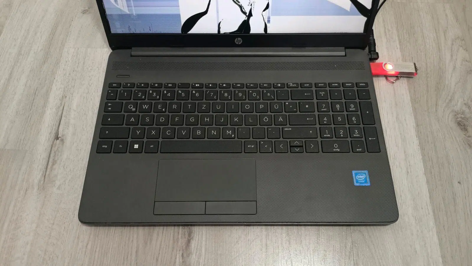 Notebook HP 250 G8 zum ausschlachten