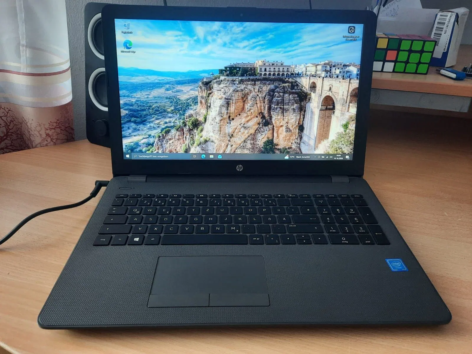 HP 3168NGW Notebook 1TB 8GB 15 Zoll Windows 10 neu instaliert