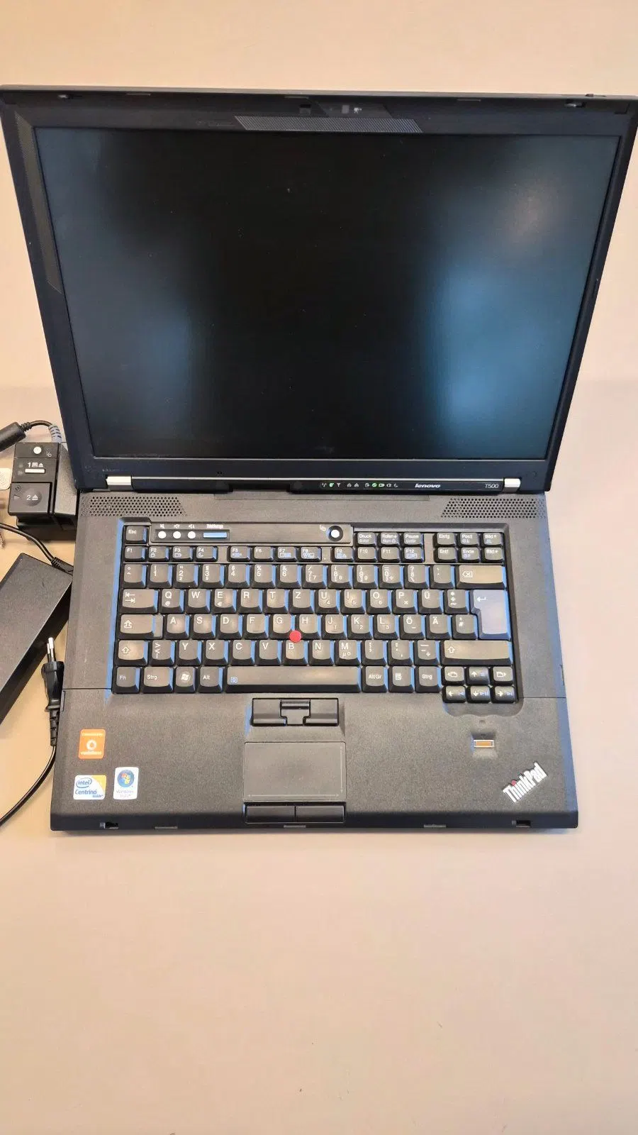 Lenovo ThinkPad T500 mit Dockingstation und Netzteil
