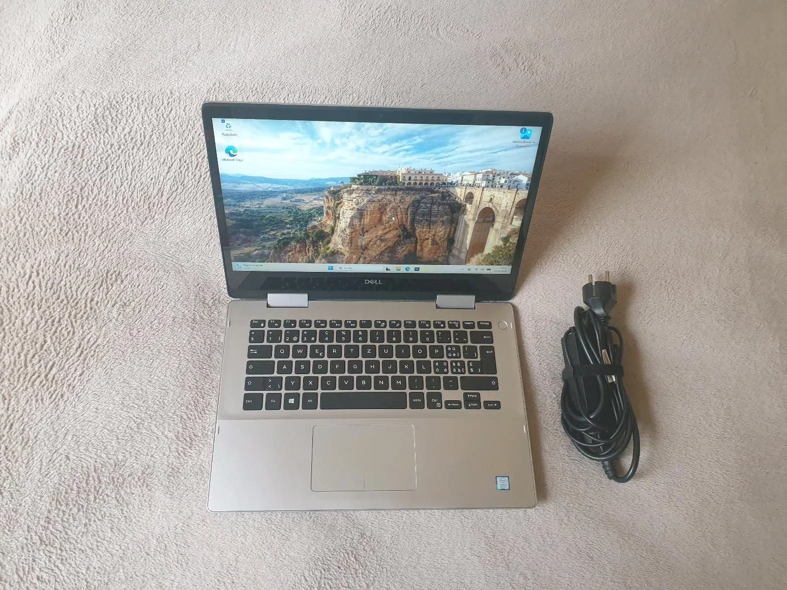 Dell Inspiron 5482 – 2-in-1 Convertible Notebook - [Top-Zustand]