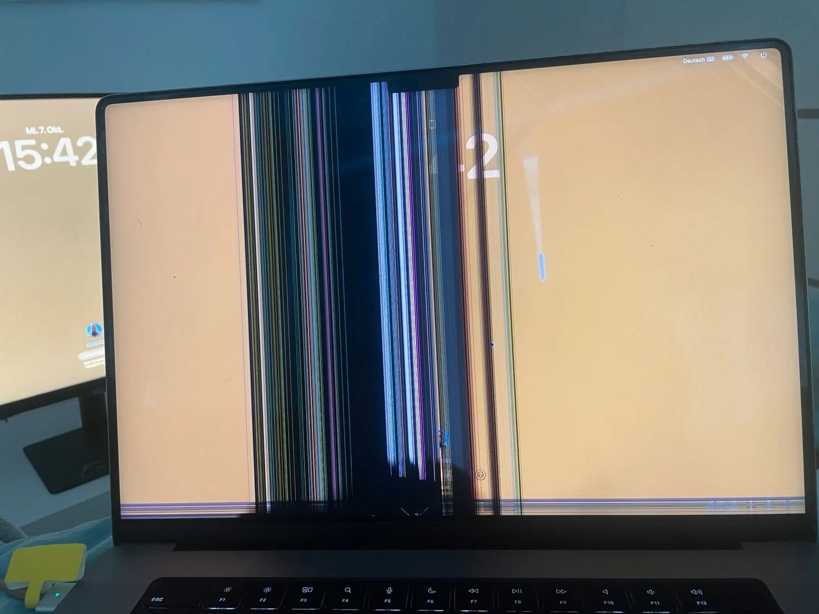 Apple Mac Book Pro 16'' 2021 M1 Pro, 16 GB, 1TB, Display defekt!