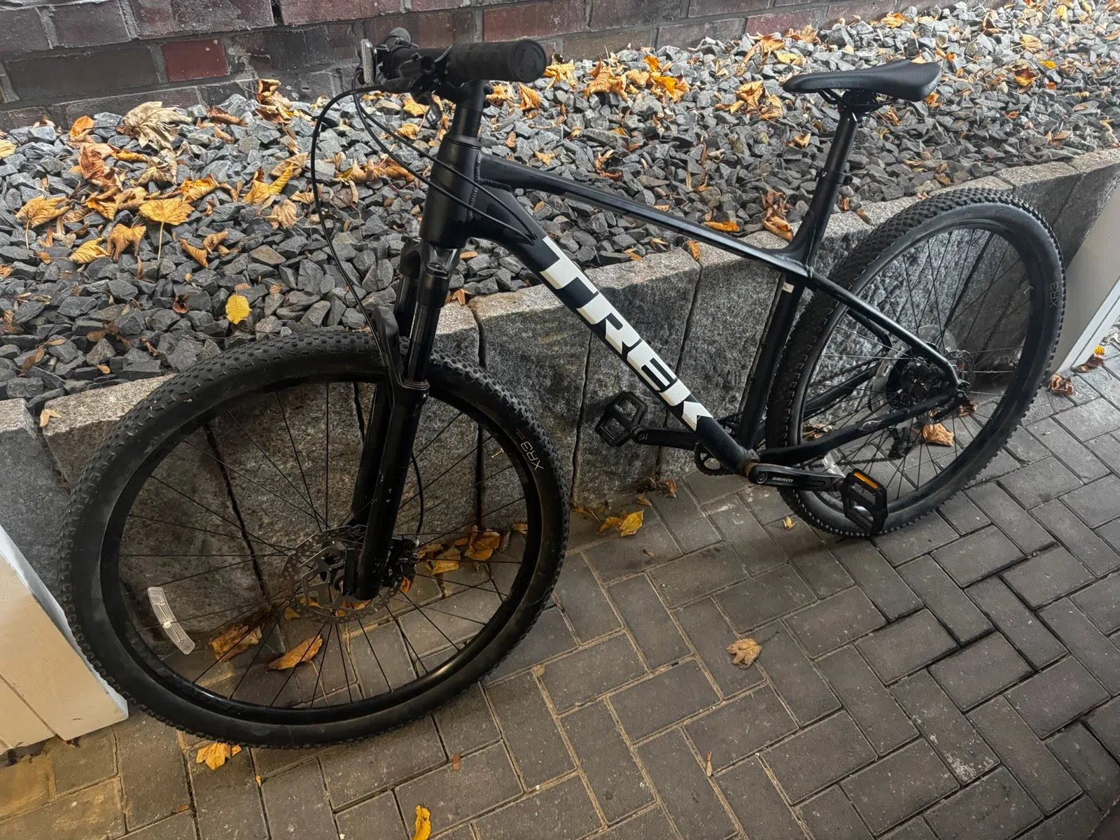 Trek Mountainbike schwarz, sehr guter Zustand