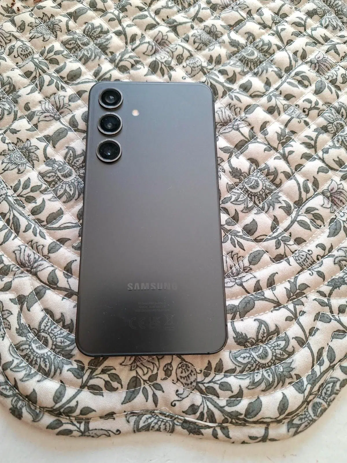 Samsung Galaxy S 24