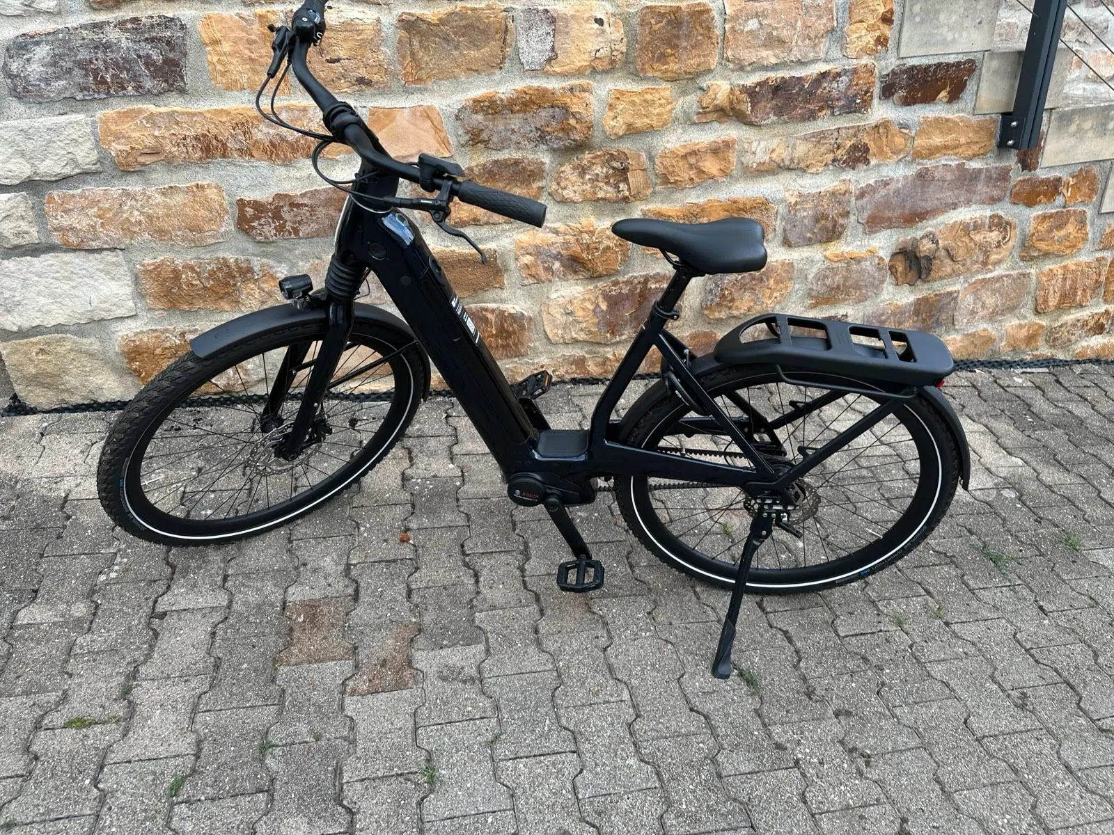 Cannondale Mavaro Neo 4 Diamant E-Bike Riemen Shimano Citybike