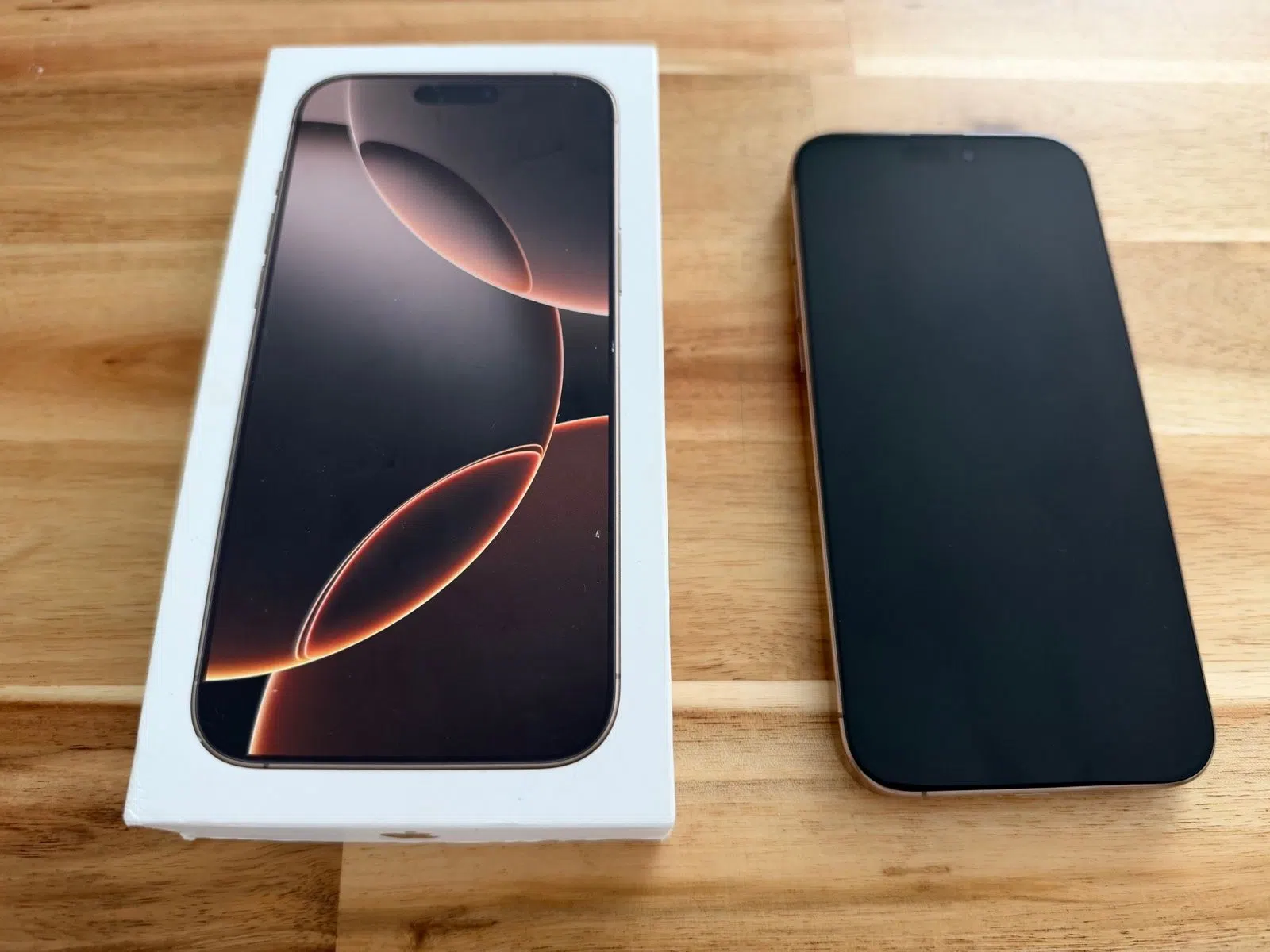 iPhone 16 Pro Max 256GB Desert Titanium