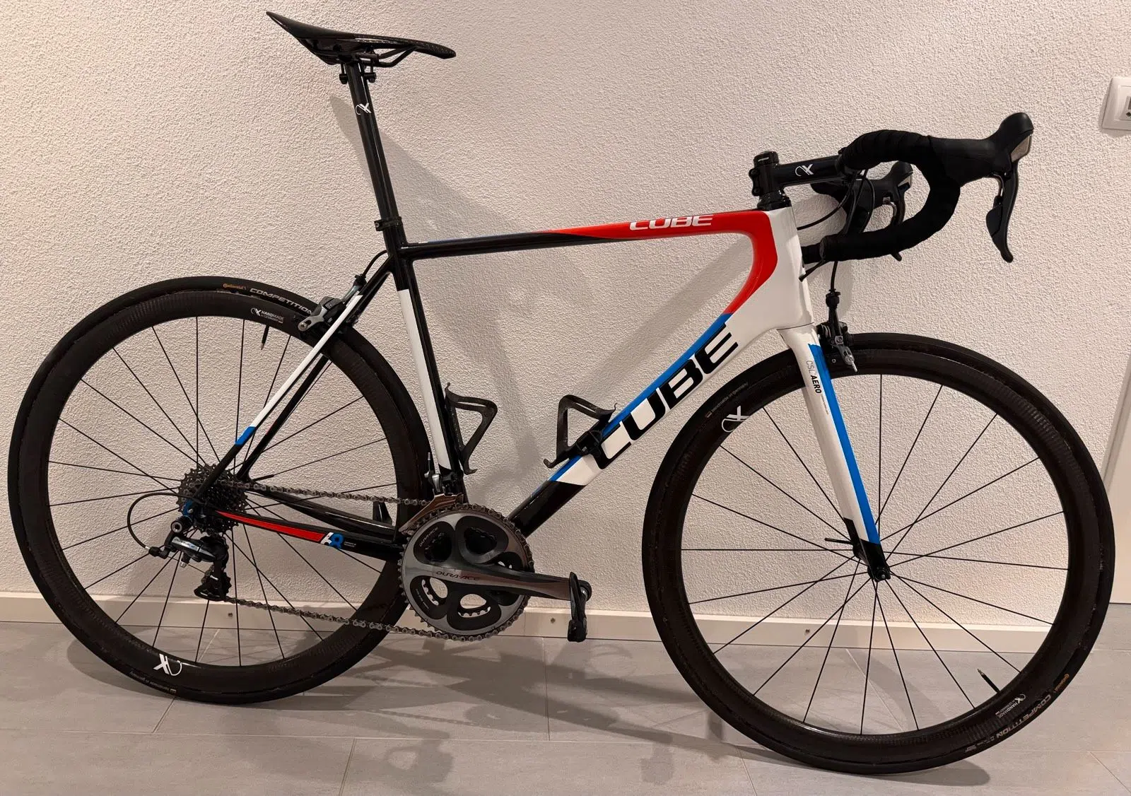 Cube Litening C68 Race 2018 mit exklusiven ax-lightness Teilen