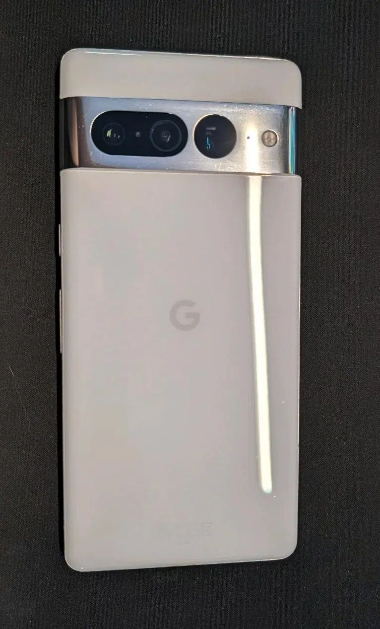 Google Pixel 7 Pro — 128 GB — Weiß Snow