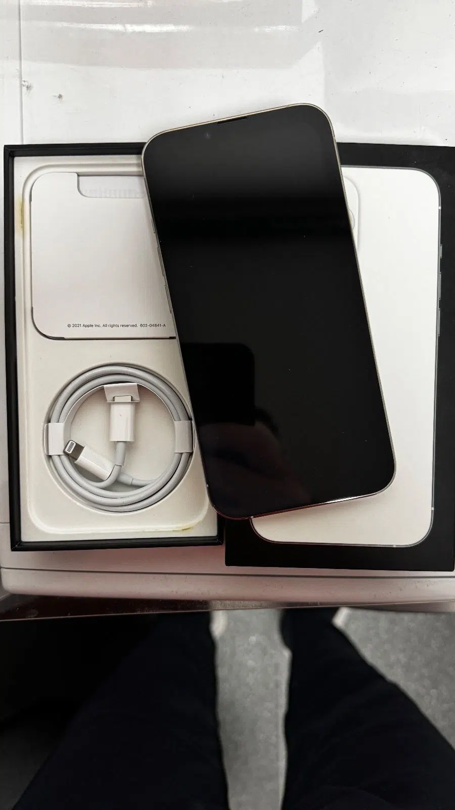iPhone 13 Pro 256GB Silber – Top Zustand, 87% Akku in OVP