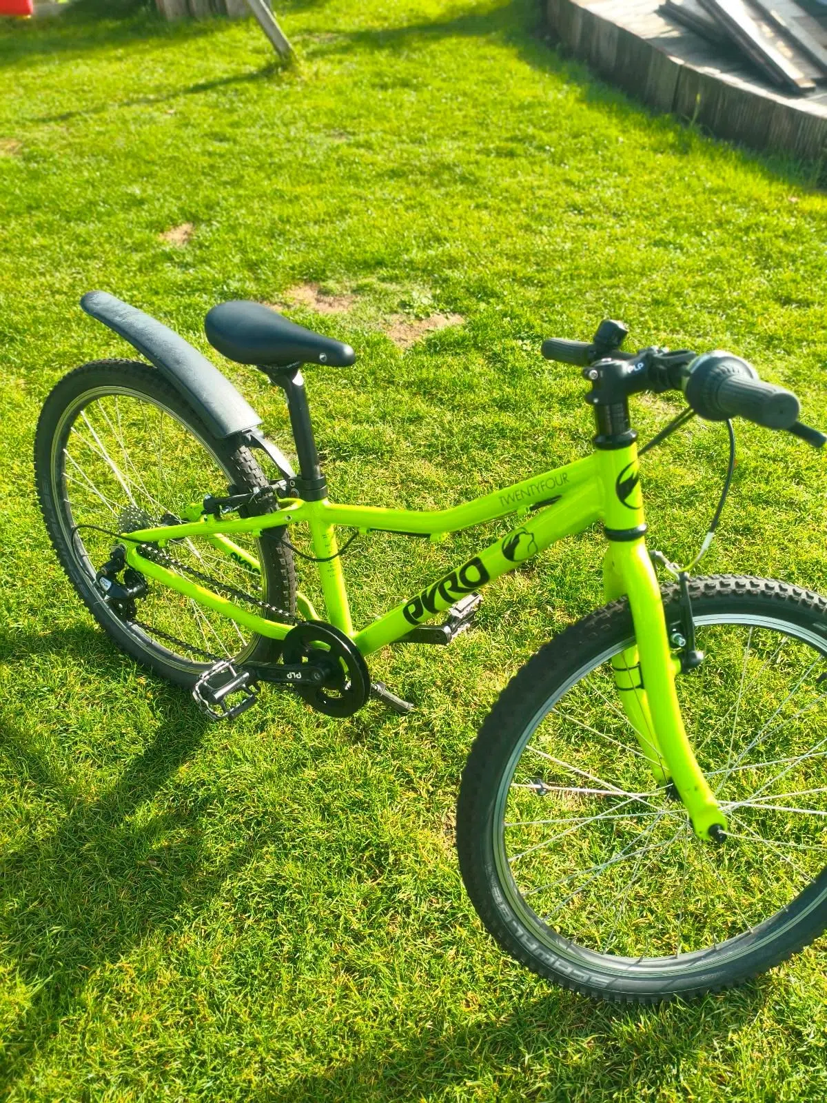 Pyro Twentyfour 24 Zoll Kinderfahrrad grün, superleicht