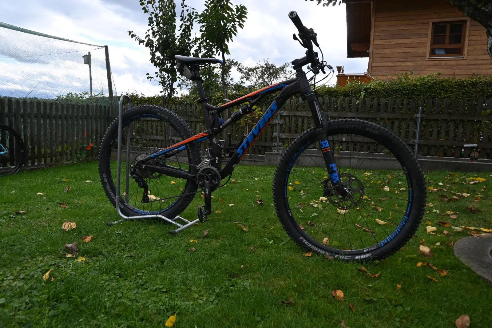 Stevens Jura ES 16‘‘ schwarz orange